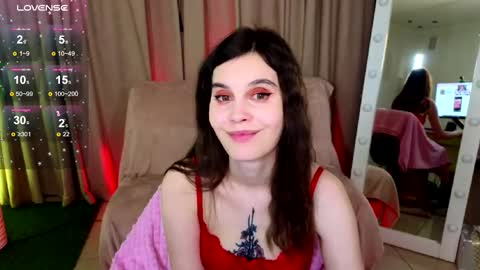 Snapshot of susiemorris chatting on 02.19.25 Susie online show from 02.19.25