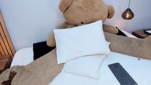  susi  online show from 03.08.26