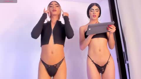Snapshot of susisuarez chatting on 06.13.26 susisuarez online show from 06.13.26
