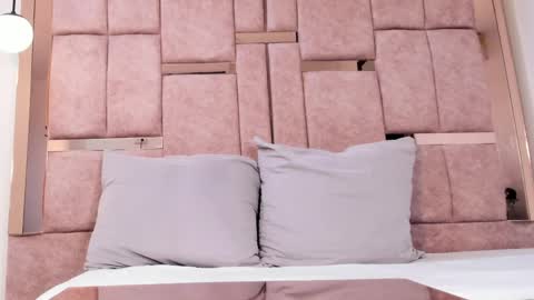 Sussie Tompsom online show from 04.17.26