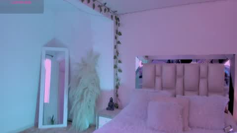 sussy_bell_ online show from 04.20.26