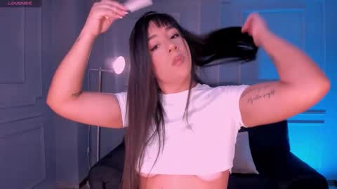 Sussy Bell online show from 01.11.26