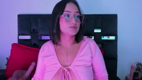 Sussy Sunny online show from 01.14.26