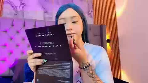 suxan_white online show from 03.25.26