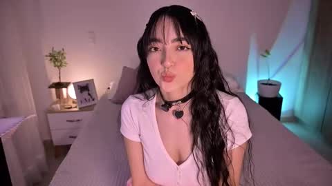 Snapshot of sw_sofi chatting on 09.20.25 Sofis schedule 10pm until 4am GMT-5 online show from 09.20.25