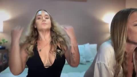 Swedish Candii online show from 02.17.26