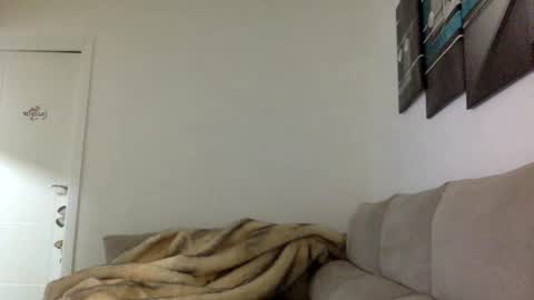 Snapshot of swee788485 chatting on 01.10.26 ALBA online show from 01.10.26