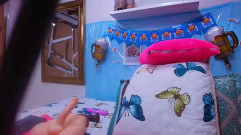 Debora  online show from 09.25.25