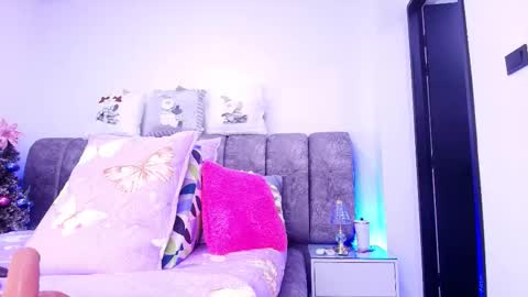 Snapshot of sweegirl_ chatting on 01.09.26 Debora online show from 01.09.26