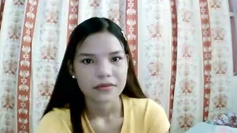 Snapshot of sweet01pinay chatting on 05.17.26 sweet01pinay online show from 05.17.26