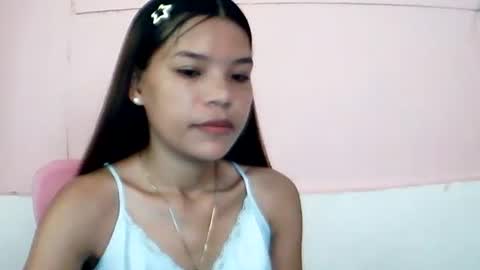 Snapshot of sweet01pinay chatting on 06.23.26 sweet01pinay online show from 06.23.26