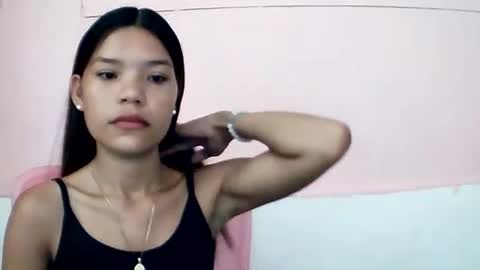 Snapshot of sweet01pinay chatting on 06.24.26 sweet01pinay online show from 06.24.26