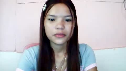 Snapshot of sweet01pinay chatting on 06.26.26 sweet01pinay online show from 06.26.26