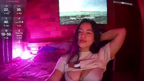 Snapshot of sweet10salome chatting on 06.15.26 sweet10salome online show from 06.15.26