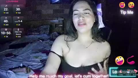 Snapshot of sweet10salome chatting on 07.27.26 sweet10salome online show from 07.27.26