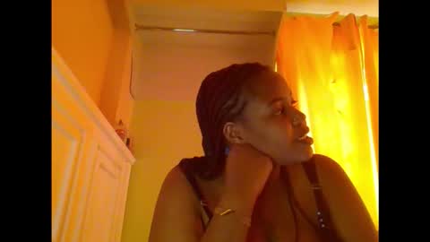 sweet52537 online show from 10.22.25