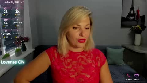 Snapshot of sweet___margaret chatting on 10.01.25 Margaret  online show from 10.01.25