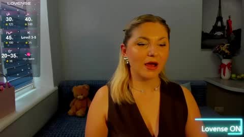 Snapshot of sweet___margaret chatting on 05.08.26 Margaret online show from 05.08.26