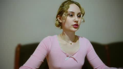 BredEmiliya online show from 12.25.24