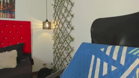 Carolina online show from 09.11.25