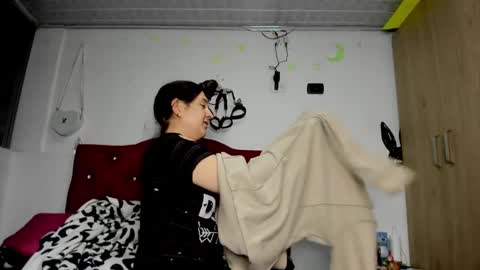 sweet__suck69bitch online show from 01.06.25