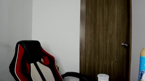 sweet__suck69bitch online show from 02.22.25