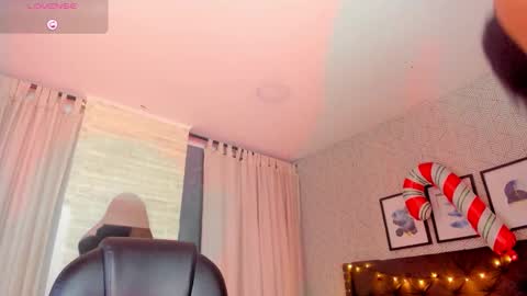 Vanessa online show from 12.15.25