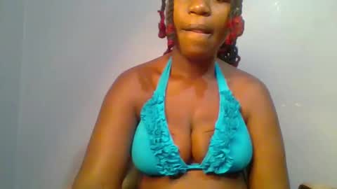 Snapshot of sweet_arianna_ chatting on 02.08.25 timaya online show from 02.08.25