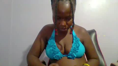 Snapshot of sweet_arianna_ chatting on 02.11.25 timaya online show from 02.11.25