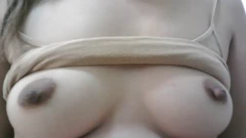 sweet_berries88 online show from 04.21.26