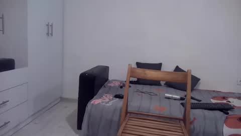 Snapshot of sweet_bluegirl chatting on 12.29.24 Sweet bluegirl online show from 12.29.24