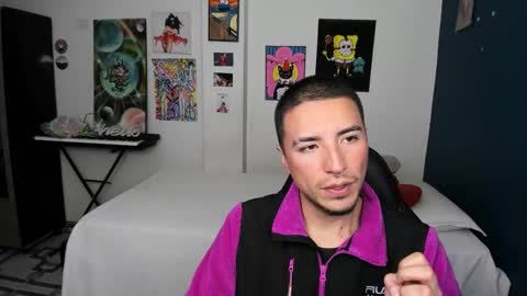 Snapshot of sweet_boys_xx chatting on 09.18.25 CristianBrayan PVT OPEN online show from 09.18.25