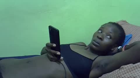 sweet_candie01 online show from 12.21.25