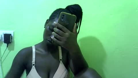 sweet_cherie1 online show from 02.12.26