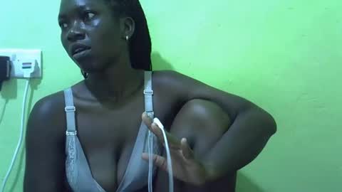 sweet_cherie1 online show from 03.16.26