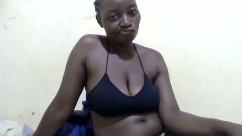 Snapshot of sweet_elena24 chatting on 04.18.26 shillah online show from 04.18.26