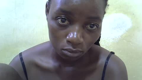 Snapshot of sweet_elena24 chatting on 06.20.26 shillah online show from 06.20.26