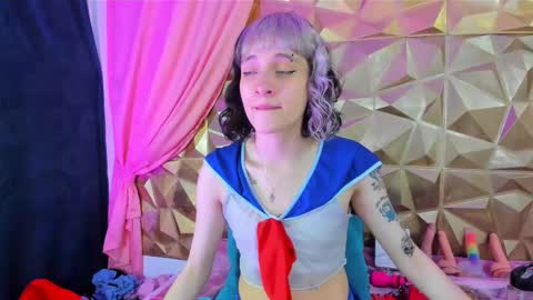  emmili  online show from 02.11.25