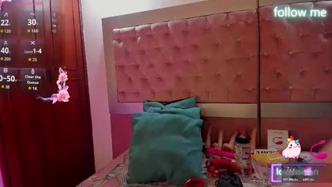  emmili  online show from 02.10.26