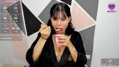 Snapshot of sweet_hann chatting on 10.05.25 Hanna online show from 10.05.25