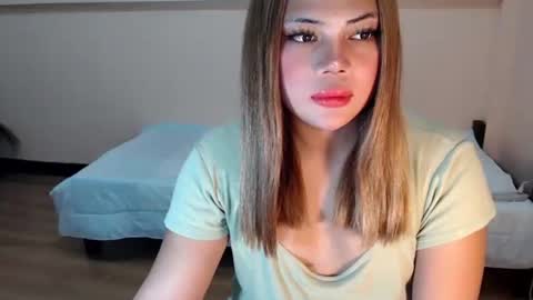 sophia daisy  online show from 12.15.25