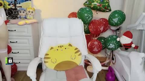 My name is LAN LAN and the cats name is keiko online show from 01.27.25