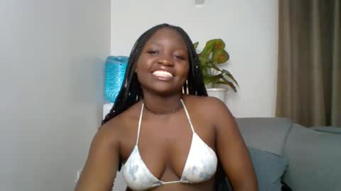 Snapshot of sweet_jenica chatting on 05.18.26 ESTHER NEEMA online show from 05.18.26