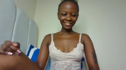 Snapshot of sweet_jovial chatting on 05.13.26 sweet_jovial online show from 05.13.26