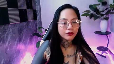 Snapshot of sweet_kittykatya chatting on 02.02.25 sweet_kittykatya online show from 02.02.25