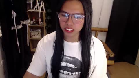 sweet_kyline69 online show from 09.18.25