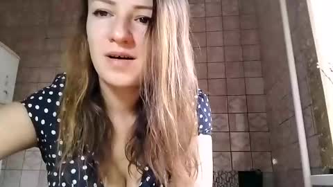 Anna online show from 02.22.25