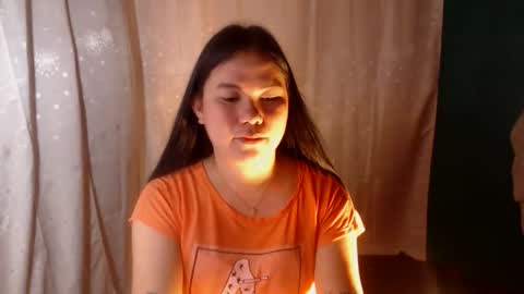 Snapshot of sweet_loverxxx chatting on 09.28.25 Dimple online show from 09.28.25