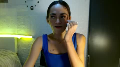 Snapshot of sweet_marry143 chatting on 10.20.25 marry online show from 10.20.25