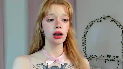 Melissa. Join me on Fansly link in social medias online show from 03.04.26